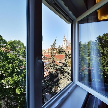 Netta Apartman Eger Bagian luar foto